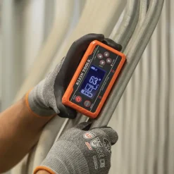 Digital & Dial Protractors: Style: Digital; Minimum Angle Measurement: 90; Maximum Angle Measurement: 180; Measuring Range (Degrees): 360.00