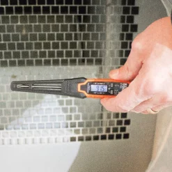 Digital Panel Thermometer: 482 ° F, Stainless Steel Probe Sensor