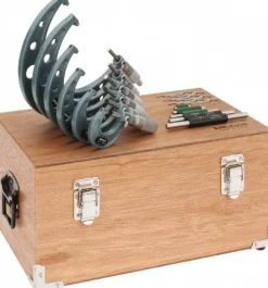 Mechanical Outside Micrometer Set: 11 Pc, 0 to 6